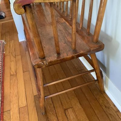 H541 Vintage Solid Maple Spindle Bench