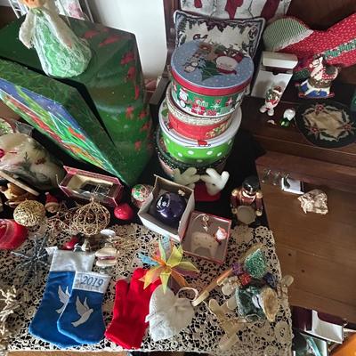 Christmas ornaments and holiday decor, estate group lot, all seen photos