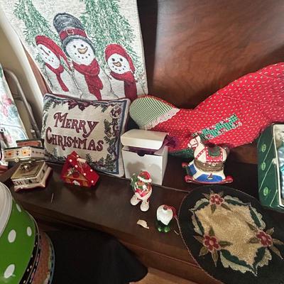 Christmas ornaments and holiday decor, estate group lot, all seen photos