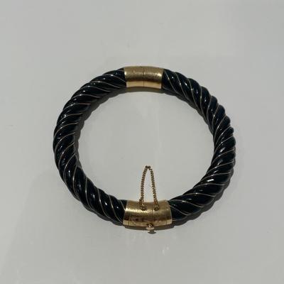 14k Black jade bracelet