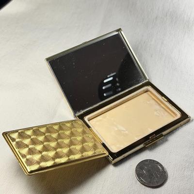 FANCY VINTAGE COMPACT WITH MIRROR MARKED USS, ETCHED FLOWERS ON CASE