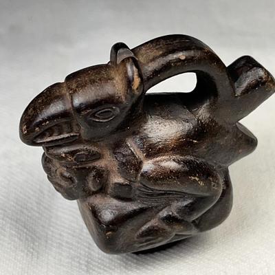 MESO-AMERICAN THEMED CLAY FIGURAL BOTTLE STOPPER?