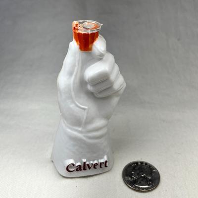 VINTAGE CALVERT WHISKEY CLEVER WHITE GLOVED HAND STOPPER/POURER