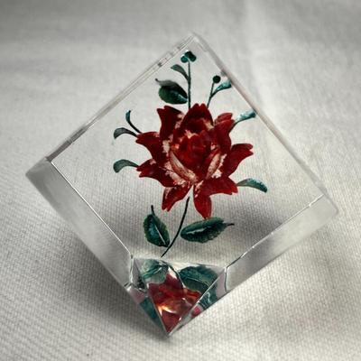 PRETTY CLEAR LUCITE BLOCK WITH RED FLOWER ENGRAVED IN BOTTOM