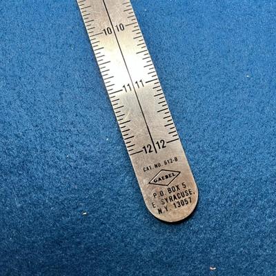 VINTAGE GAEBEL MEASURING TOOL- INCHES ON ONE SIDE, 6 & 12 PT. ON OTHER