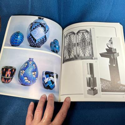 "THE WORLD OF ART DECO" BOOK BY BEVIS HILLIER