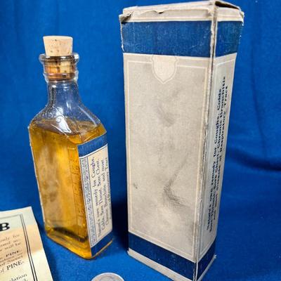 ANTIQUE DRUG STORE MEDICINAL PINE-OIL-RUB BOTTLE IN BOX 