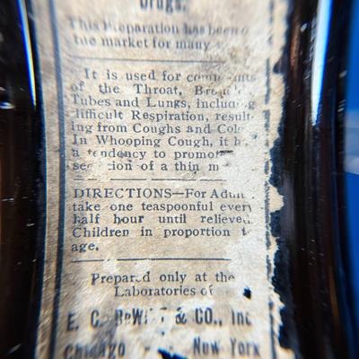 ANTIQUE DRUG STORE DEWITT'S COUGH SYRUP BOTTLE with CORK STOPPER