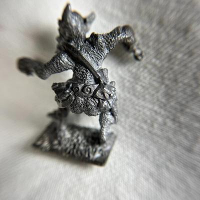 SMALL PEWTER MONSTER/GHOUL FIGURINE ON THE ATTACK