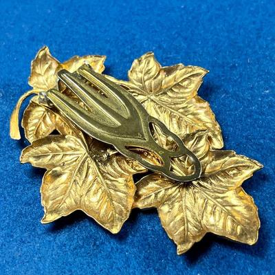 LARGE VINTAGE GOLDTONE LEAF CLUSTER DRESS CLIP