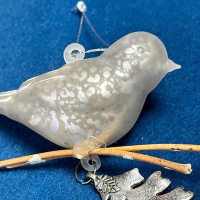 FROSTED GLASS BIRD WITH DANGLY METAL LEAF ON BRANCH CHRISTMAS ORNAMENT