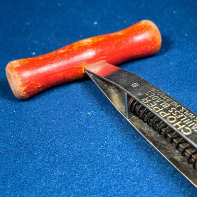 RED HANDLED VINTAGE FOOD CHOPPER TOOL