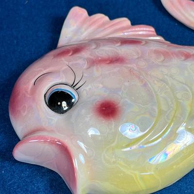 VINTAGE CERAMIC 3-PIECE FUN FISH BATHROOM WALL DÃ‰COR- GREAT CONDITION!