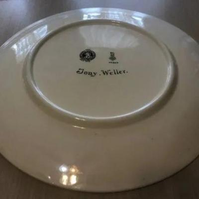 Vintage Tony Weller Royal Doulton 13.5" Charger Plate Preowned from an Estate in Vg Condition.