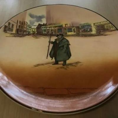 Vintage Tony Weller Royal Doulton 13.5" Charger Plate Preowned from an Estate in Vg Condition.