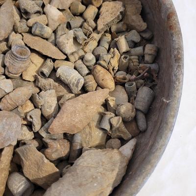 Antique Arrowheads, Roundshots, Bullets and More (BD-CE)