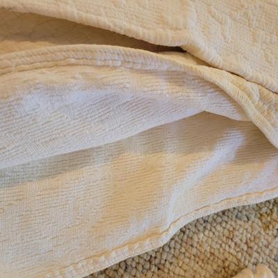 Coverlets, Bedspreads and More (L-CE)