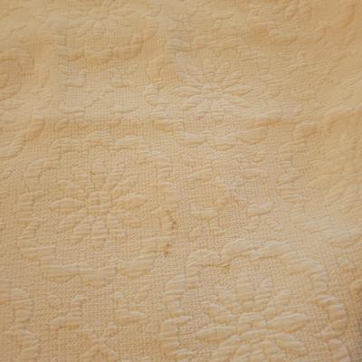 Coverlets, Bedspreads and More (L-CE)