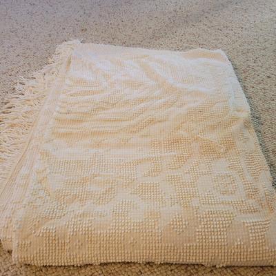 Coverlets, Bedspreads and More (L-CE)