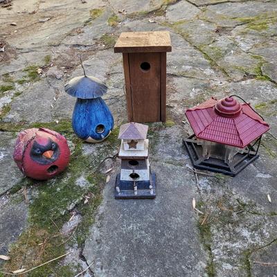 Assortment of Birdhouses (Y-CE)