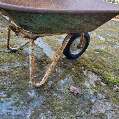 Metal Wheelbarrow (Y-CE)