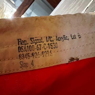 U419 Vintage Size 4 Maritime Linen B: Bravo Signal Flag