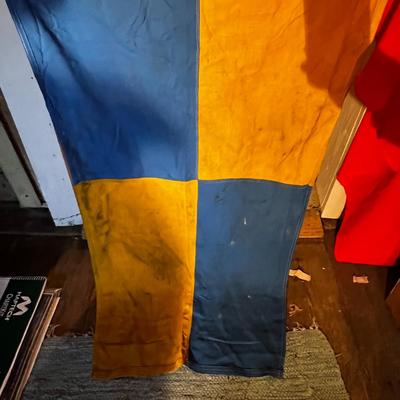 N422 Vintage Size 4 Maritime N: November Signal Flag