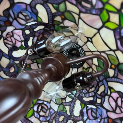 Lovely Tiffany Style Lamp 