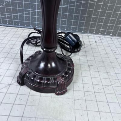 Lovely Tiffany Style Lamp 
