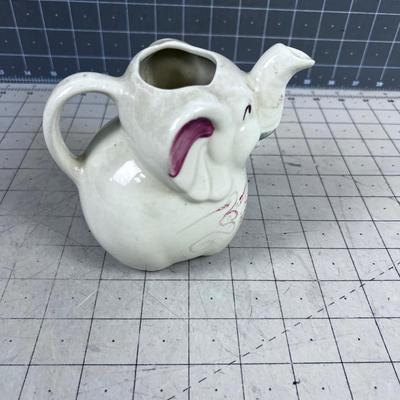 Shawnee Pottery Creamer ELEPHANT San Francisco 1946 Etched on it