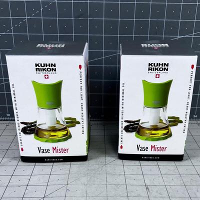 2 KUHN RIKON Misters NEW in the Package