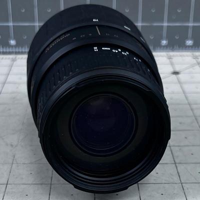 QUANTARAY 70-300 MM Camera Lens for a NIKON 