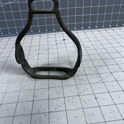 Antique Brass Stirrup 