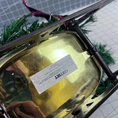 Brass Reindeer with Sled DÃ©cor' Holiday Theme