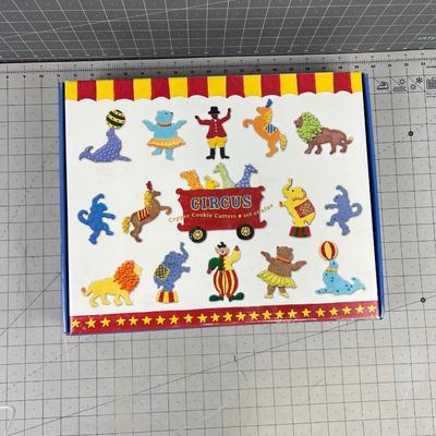 Circus Copper Cookie Cutters Set of 9  Like NEW 