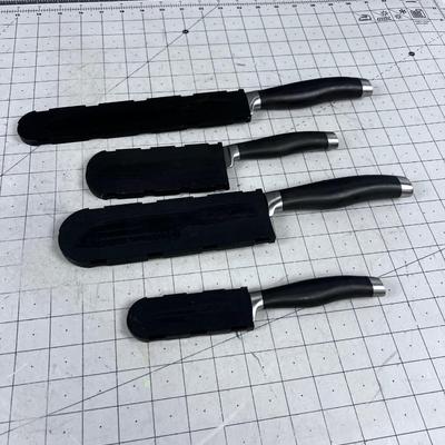 Set of 4 PAMPERED CHEF KNIVES 