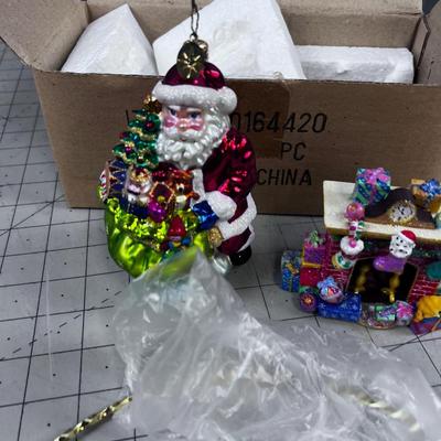 ORNAMENT - Fire Place Santa Claus with Stand