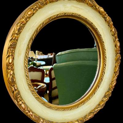 Nicely Detailed Painted Round Mirror
