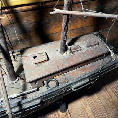 N428 Antique Clipper Ship Model AS IS