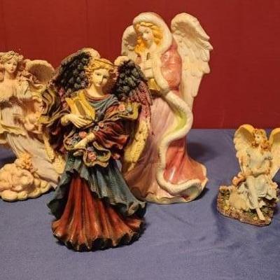 Miscellaneous glass angels (6)