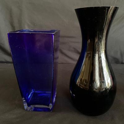 Hall & Other Vases Plus Floral Frogs (DR-HS)