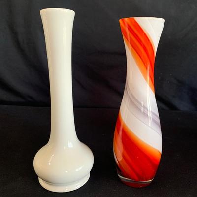 Hall & Other Vases Plus Floral Frogs (DR-HS)