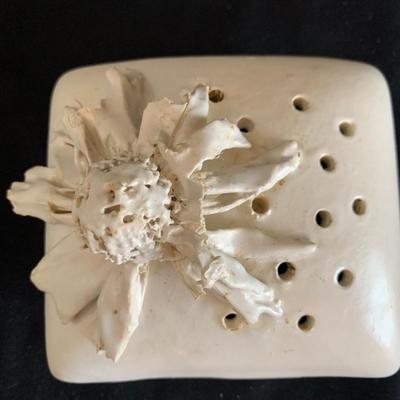 Hall & Other Vases Plus Floral Frogs (DR-HS)
