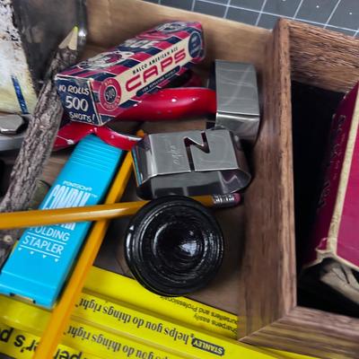 Mixed Tray of Items Book, Tin, Pyramid