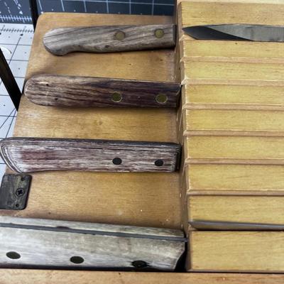 Knife Set with under the cupboard mount