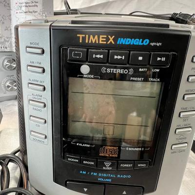 Radio Boom Box Timex glow clock