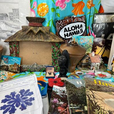 Aloha Hawaii tropical Tiki