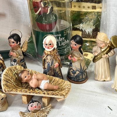 Jim Shore nativity figuines, Lots of Noel