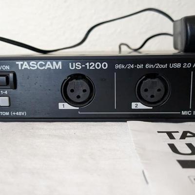 Tascam US-1200 and Musicians Gear MG900SC