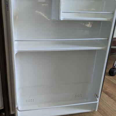 GE Mini Fridge